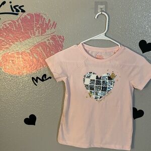 🚨4 for $15🚨 New “Dance Your Heart Out” Girls Tee Size Medium